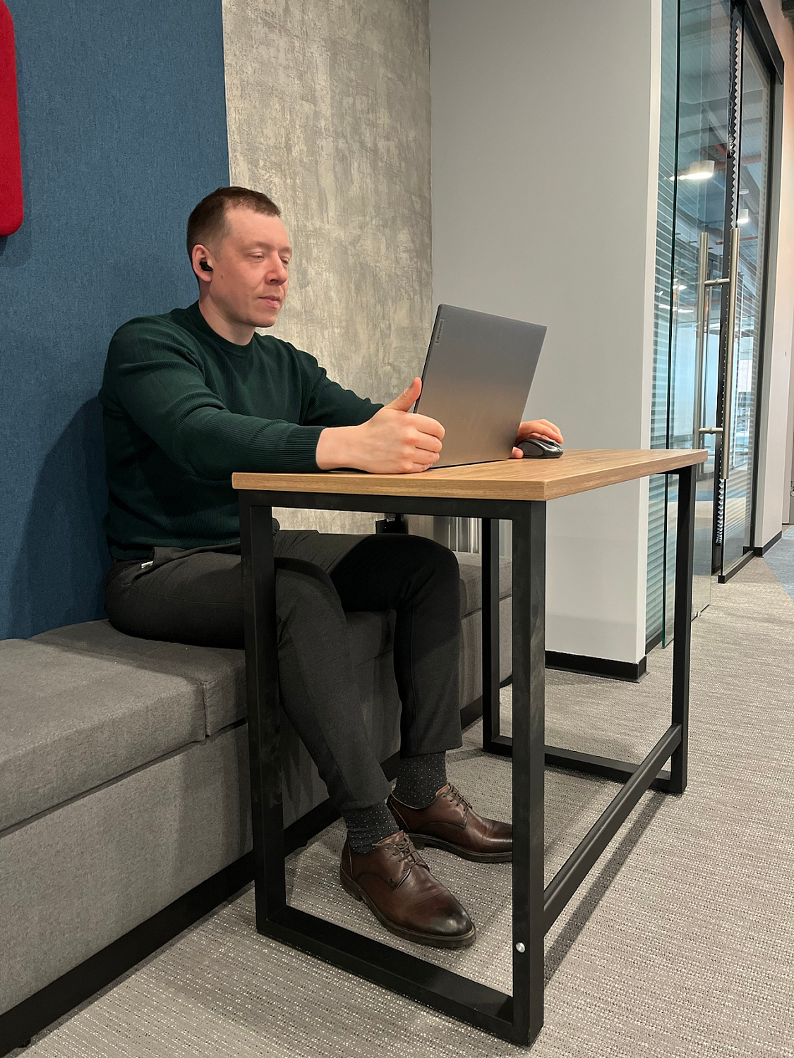 Стол домашний компьютерный